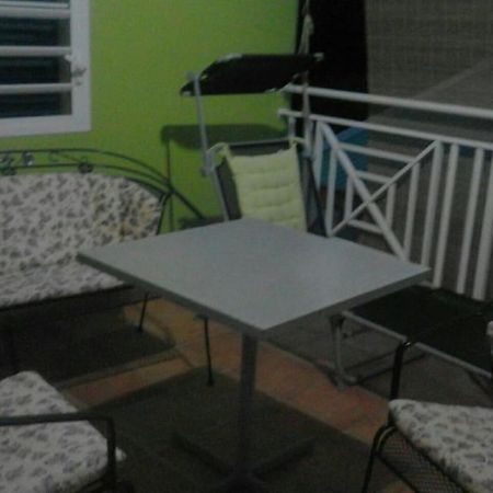 Beautiful Arpartment For 2 Appartement Deshaies Buitenkant foto